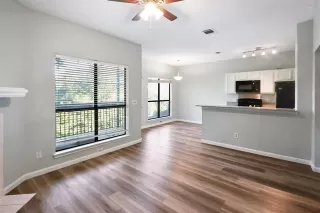 Photo #6: 20945053 Listing