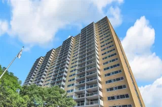 Photo #2: 20945591 Listing 