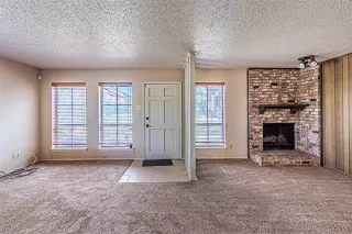 Photo #4: 20945927 Listing