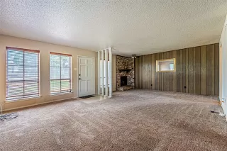 Photo #6: 20945927 Listing