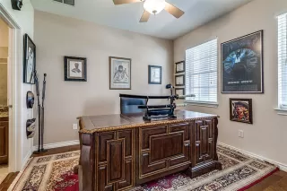 Photo #5: 20947461 Listing