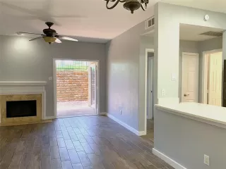 Photo #6: 20948225 Listing 