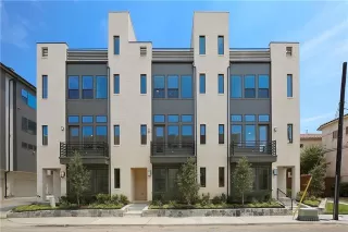 More Details about MLS # 20948308 : 3200 ROSS AVENUE #42