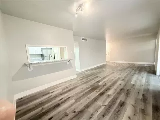 Photo #3: 20949223 Listing 