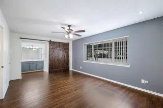 Photo #5: 20949626 Listing