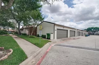 Photo #4: 20949881 Listing