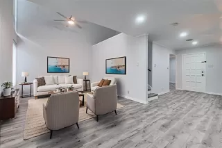 Photo #4: 20951336 Listing
