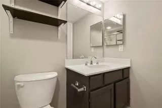 Photo #4: 20952913 Listing 