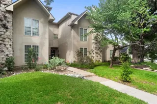 Photo #2: 20953533 Listing 