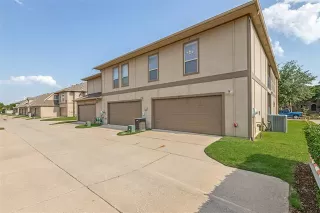 Photo #3: 20954801 Listing