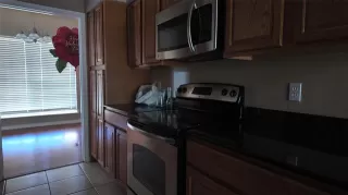 Photo #5: 20954991 Listing 