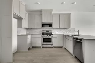 Photo #5: 20955190 Listing 