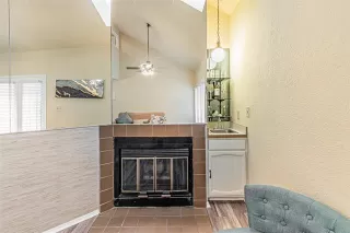 Photo #6: 20955531 Listing 