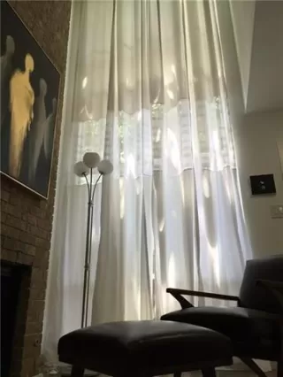 Photo #2: 20956173 Listing