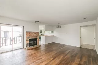 Photo #3: 20956382 Listing