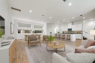 Photo #6: 20956608 Listing 