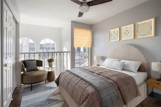 Photo #5: 20956964 Listing