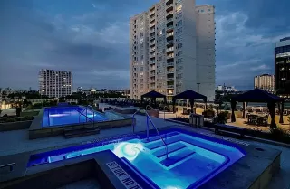 Photo #4: 20957069 Listing