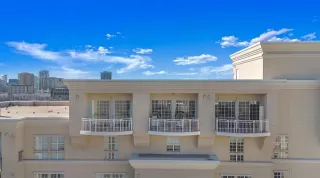 Photo #6: 20957069 Listing