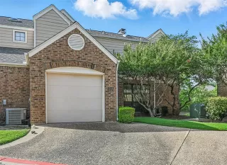 More Details about MLS # 20957640 : 211 CIMARRON TRAIL #8