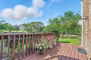 Photo #3: 20957640 Listing