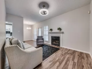 Photo #3: 20958397 Listing