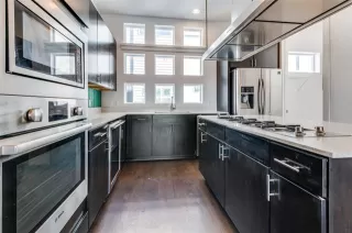 Photo #3: 20958578 Listing