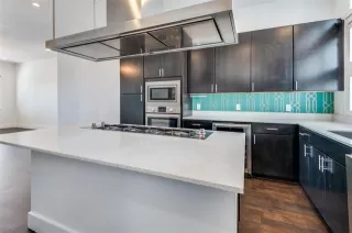 Photo #5: 20958578 Listing