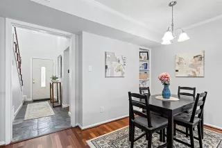 Photo #4: 20959811 Listing