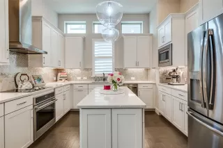 Photo #2: 20959819 Listing 