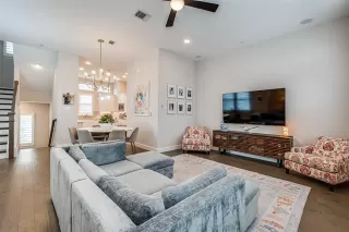 Photo #3: 20959819 Listing 