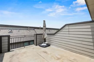 Photo #5: 20960175 Listing
