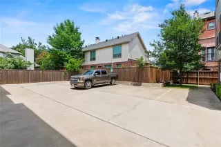 Photo #6: 20960175 Listing
