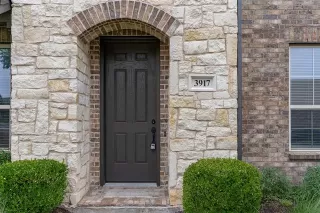 Photo #3: 20960430 Listing