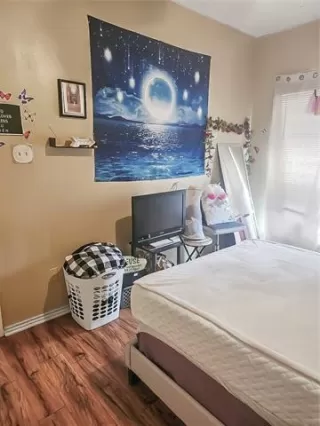 Photo #6: 20961172 Listing