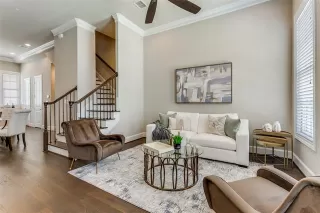 Photo #4: 20964388 Listing