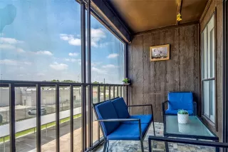 Photo #6: 20964920 Listing