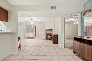 Photo #6: 20966597 Listing