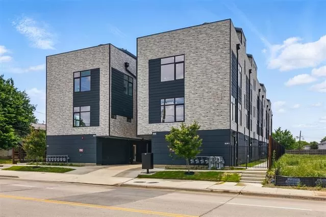 MLS: 20967302 Condo For Sale