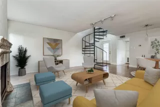 Photo #2: 20967492 Listing 