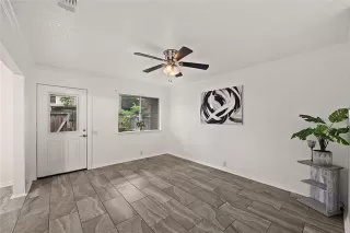 Photo #5: 20967882 Listing 