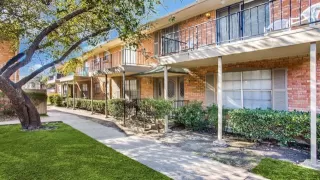 More Details about MLS # 20968452 : 3604 PARKRIDGE DRIVE #111