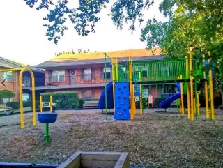 Photo #3: 20968452 Listing 