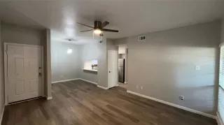 Photo #4: 20968634 Listing