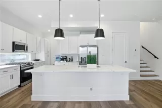 Photo #4: 20969718 Listing 