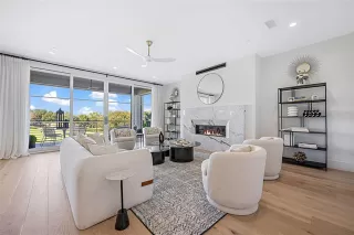 Photo #5: 20969849 Listing 