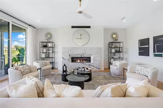 Photo #2: 20969919 Listing 
