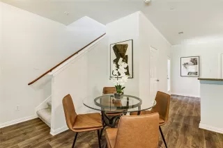 Photo #4: 20971011 Listing 