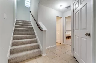 Photo #3: 20971204 Listing