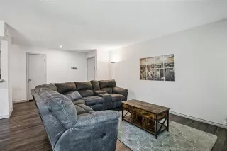 Photo #4: 20972336 Listing